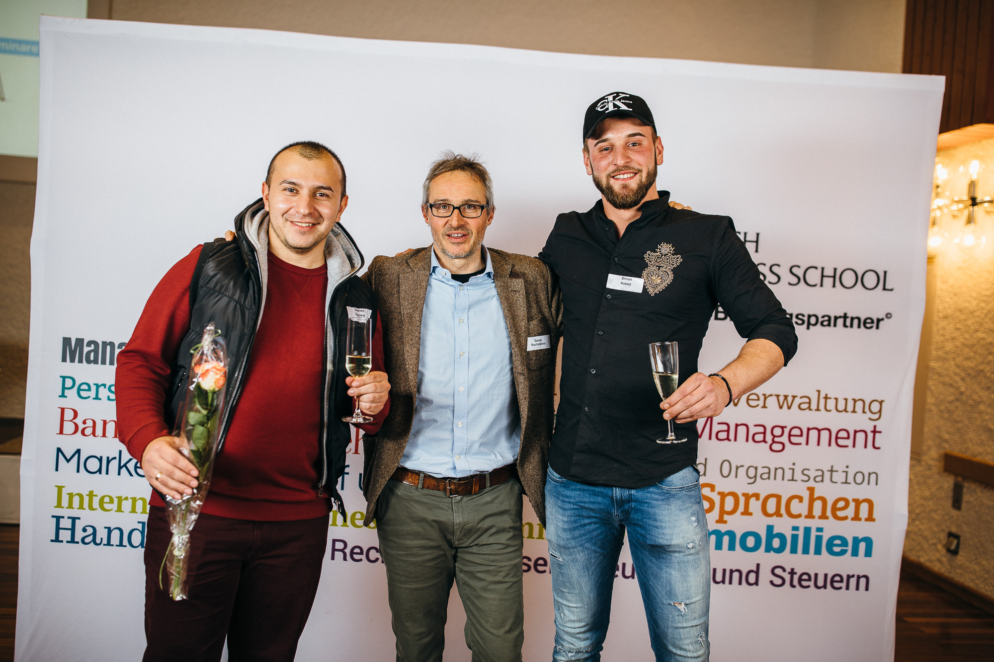 Export x3 5D4 3018 KVZ Diplomfeier Handelsschule&HWD