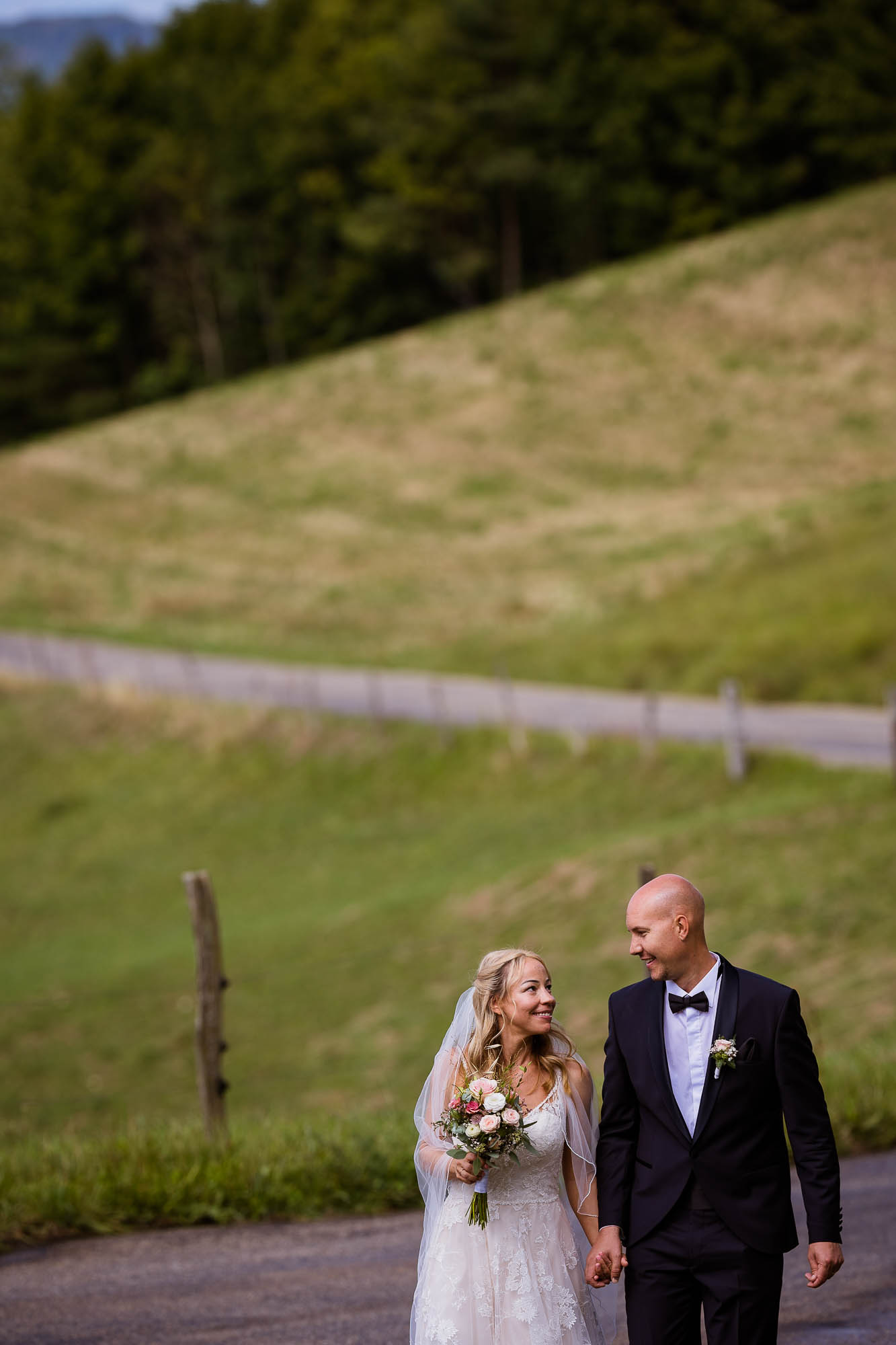 Export x3 R3  8280 acceped