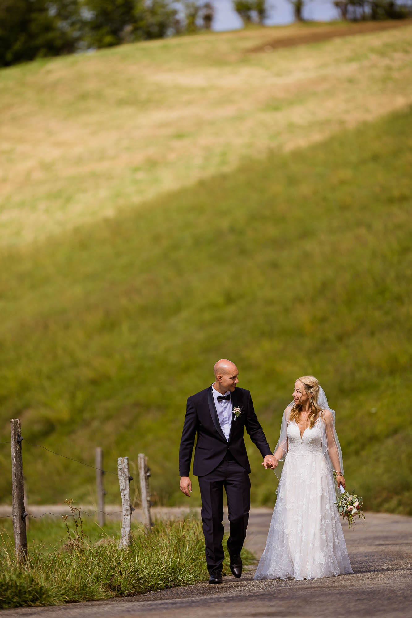 Export x3 R3  8406 acceped