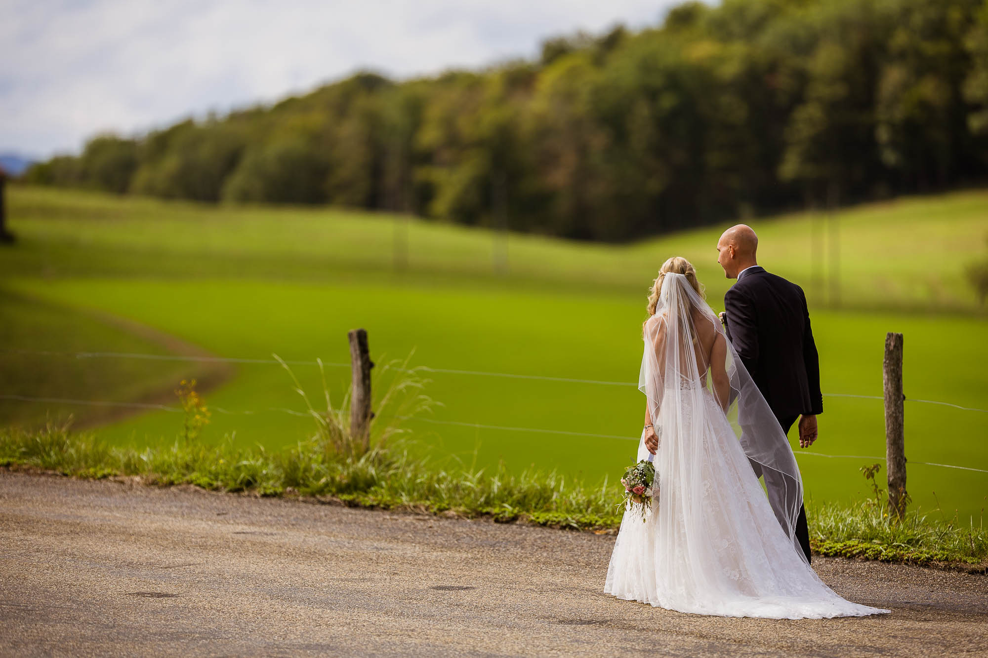 Export x3 R3  8490 acceped