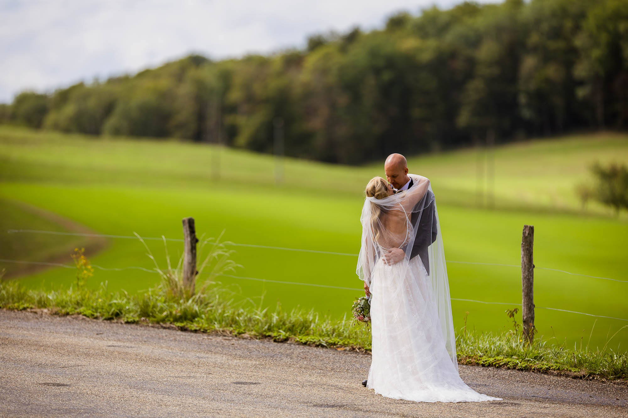 Export x3 R3  8502 acceped