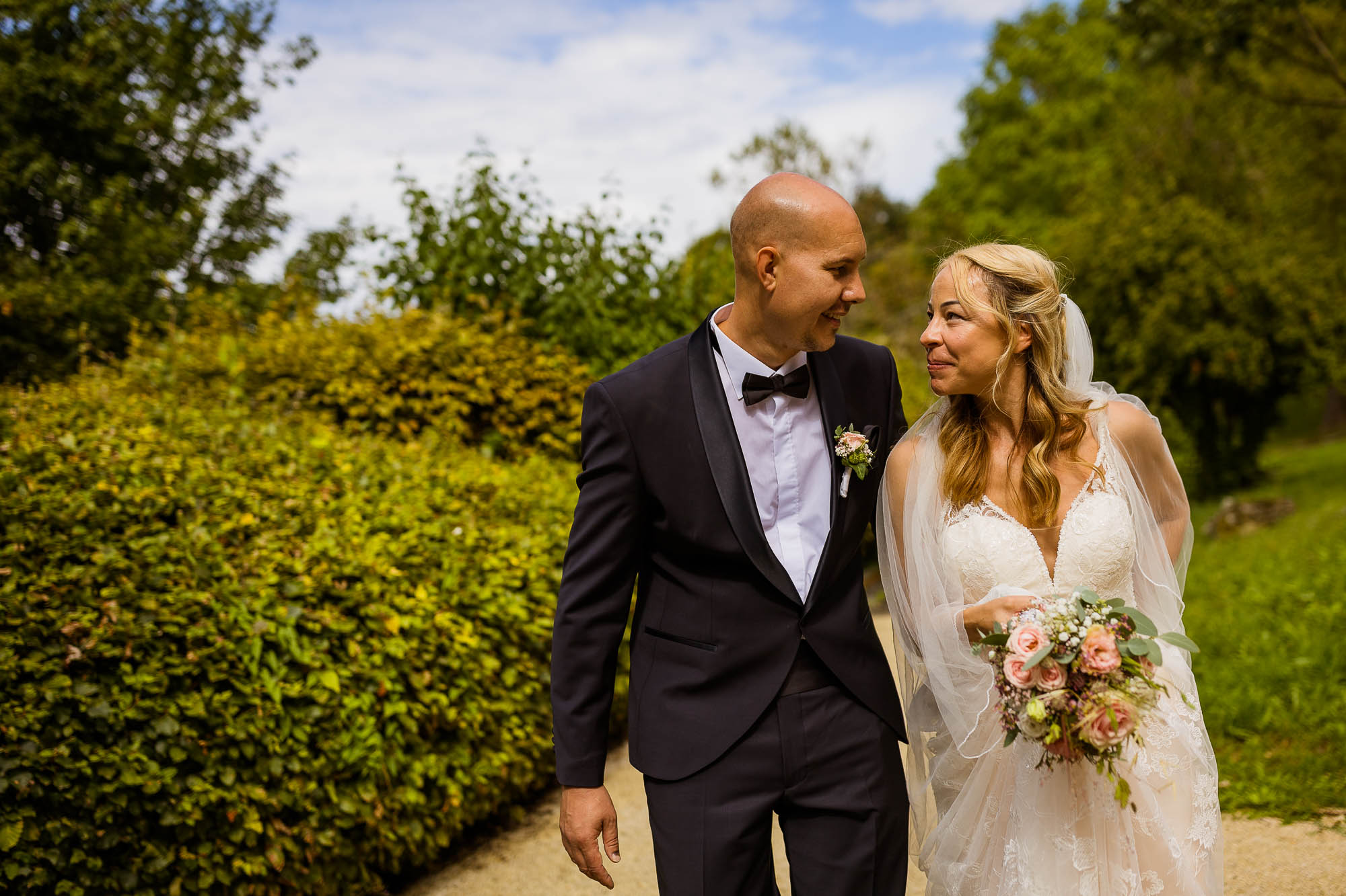 Export x3 R3  8640 acceped