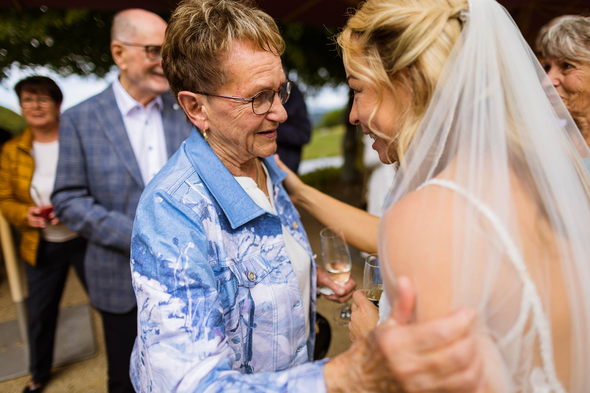 Export x3 R3  7599 acceped